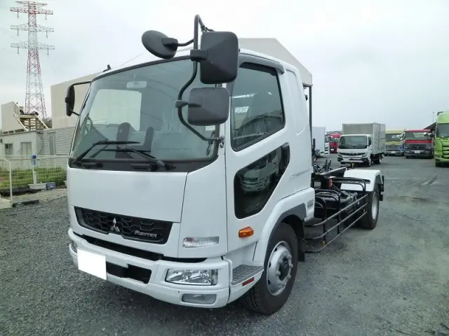 三菱 ファイター 2KG-FK62FZ(2WD)の写真1