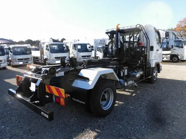 三菱 ファイター 2KG-FK72F(2WD)の写真2