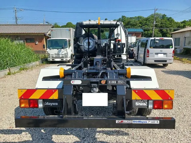 三菱 ファイター 2KG-FK72F(2WD)の写真3