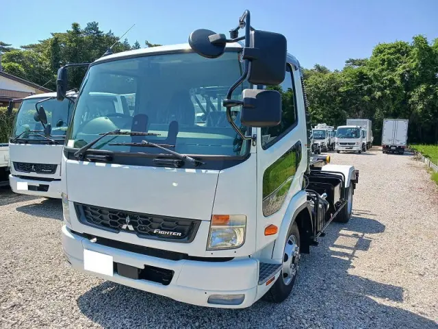 三菱 ファイター 2KG-FK72F(2WD)の写真1