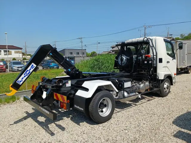 三菱 ファイター 2KG-FK72F(2WD)の写真5
