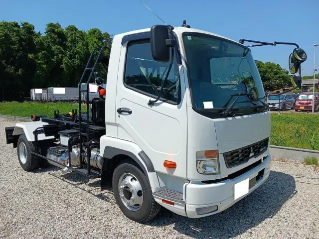 三菱 ファイター 2KG-FK72F(2WD)の写真10
