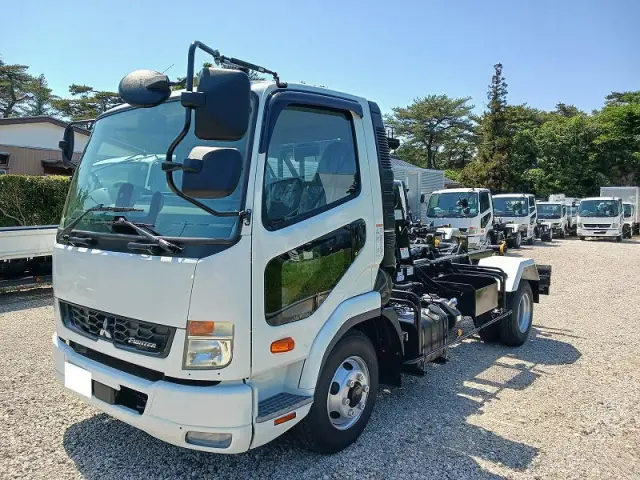 三菱 ファイター 2KG-FK72F(2WD)の写真11