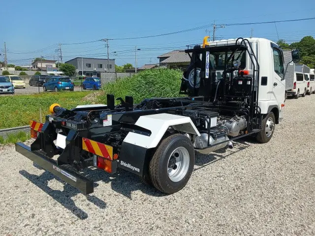 三菱 ファイター 2KG-FK72F(2WD)の写真2