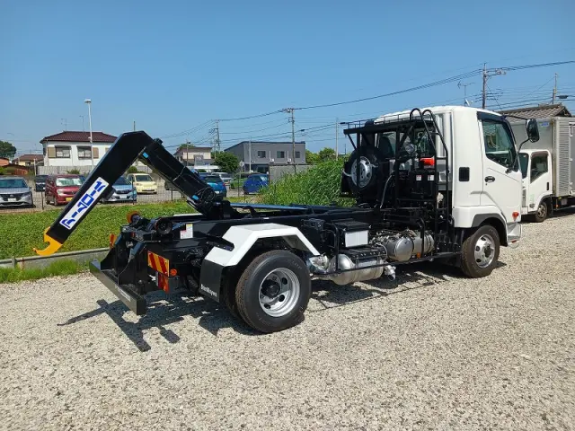 三菱 ファイター 2KG-FK72F(2WD)の写真5