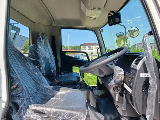 三菱 ファイター 2KG-FK72F(2WD)の写真7