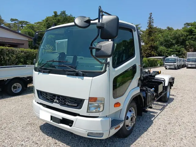 三菱 ファイター 2KG-FK72F(2WD)の写真1