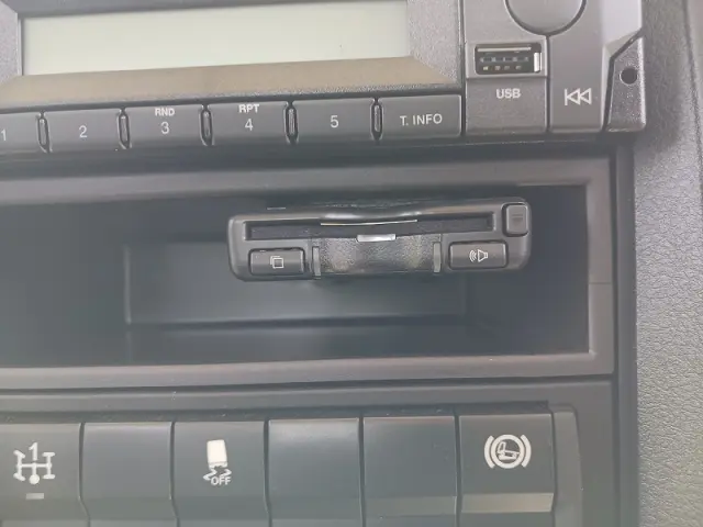 三菱 ファイター 2KG-FK72F(2WD)の写真15