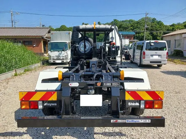 三菱 ファイター 2KG-FK72F(2WD)の写真3