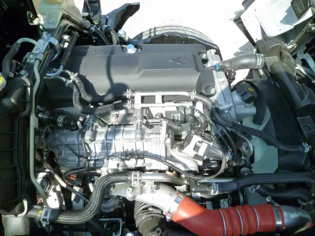 三菱 キャンター 2RG-FBAV0(2WD)の写真8