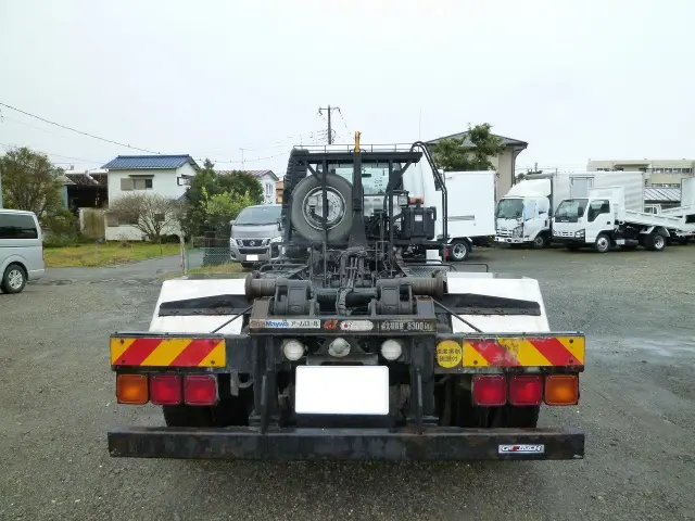 三菱 ファイター QKG-FK72FZ(2WD)の写真3