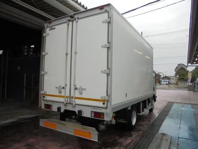 いすゞ エルフ PKG-NPR75N(2WD)の写真6