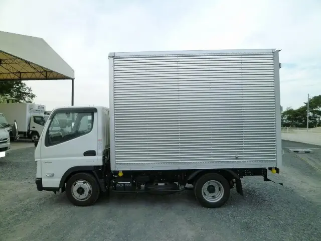 三菱 キャンター 2RG-FBA20(2WD)の写真7