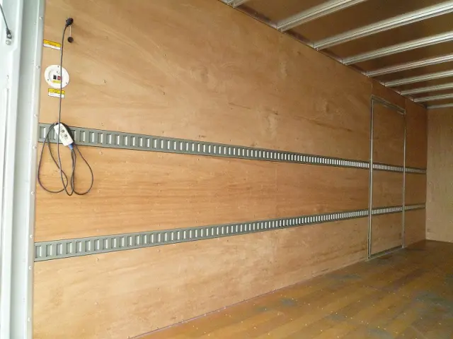 三菱 ファイター 2KG-FK65F(2WD)の写真4