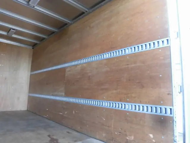 いすゞ エルフ TRG-NLR85AN(2WD)の写真5