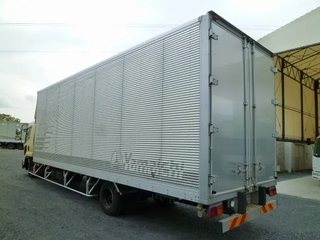 いすゞ フォワード SKG-FRR90T2(2WD)の写真6