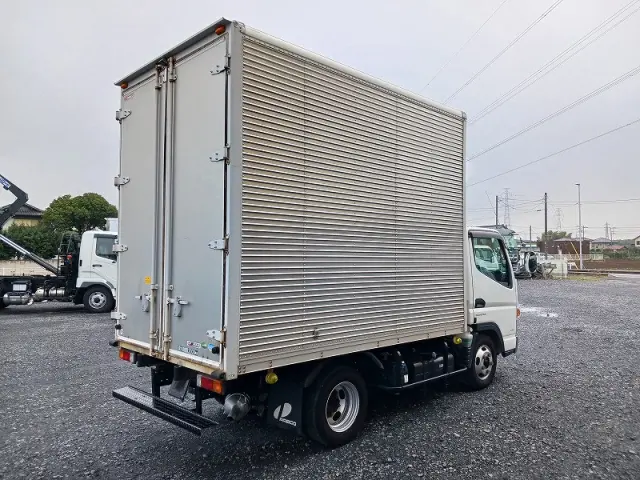 三菱 キャンター TPG-FBA20(2WD)の写真2