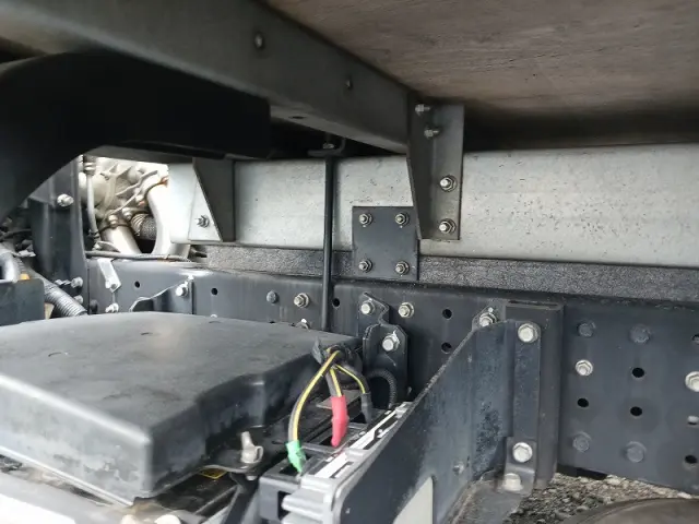 三菱 キャンター TPG-FBA20(2WD)の写真34