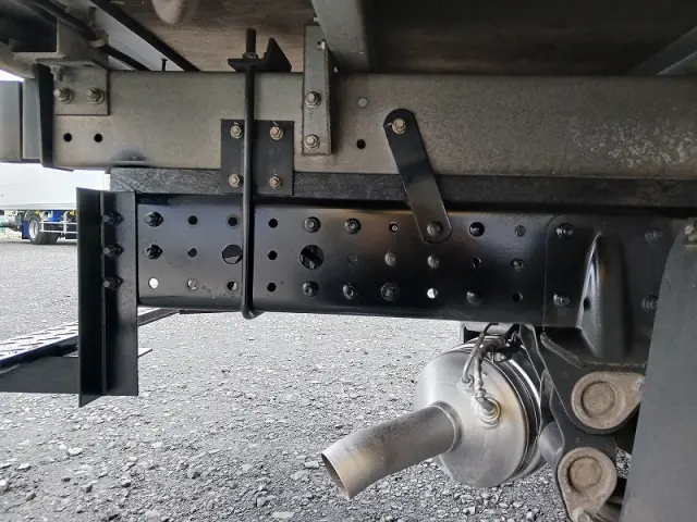 三菱 キャンター TPG-FBA20(2WD)の写真38
