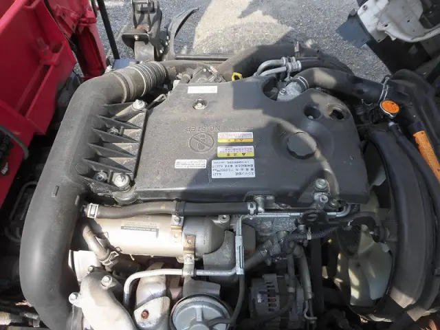 いすゞ エルフ BKG-NMR85AR(2WD)の写真8