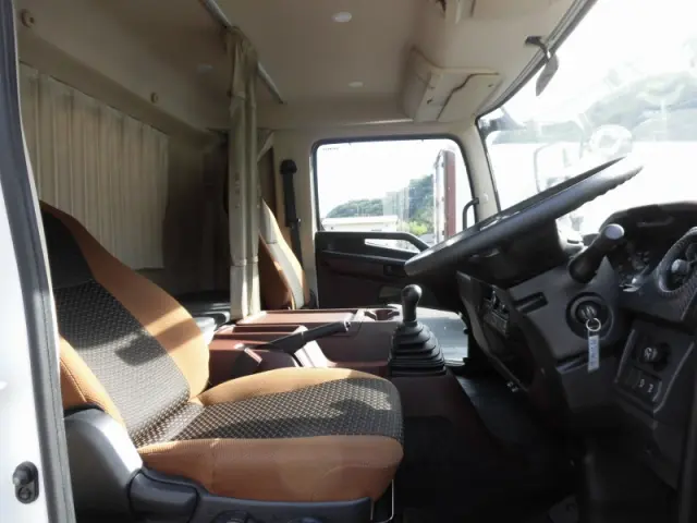 日野 レンジャー 2KG-FD2ABG(2WD)の写真7