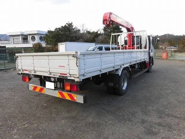 いすゞ フォワード TKG-FRR90S2(2WD)の写真2