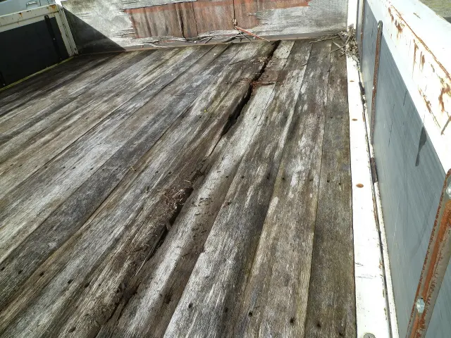 いすゞ フォワード TKG-FRR90S2(2WD)の写真3