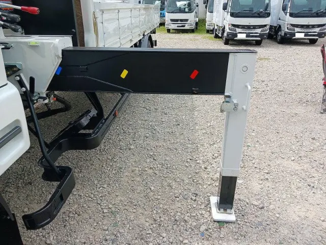 三菱 ファイター 2KG-FK62F(2WD)の写真5