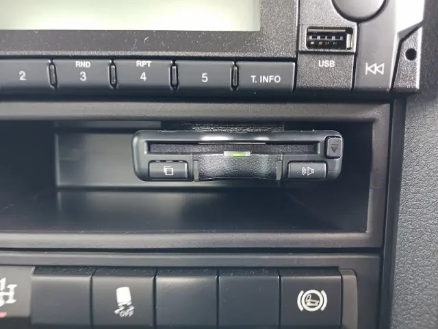 三菱 ファイター 2KG-FK62F(2WD)の写真21