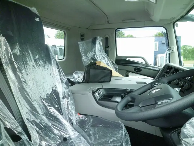 三菱 スーパーグレート 2PG‐FS74HZ(8x4)の写真7