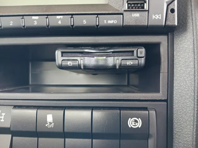 三菱 ファイター 2KG-FK62F(2WD)の写真21