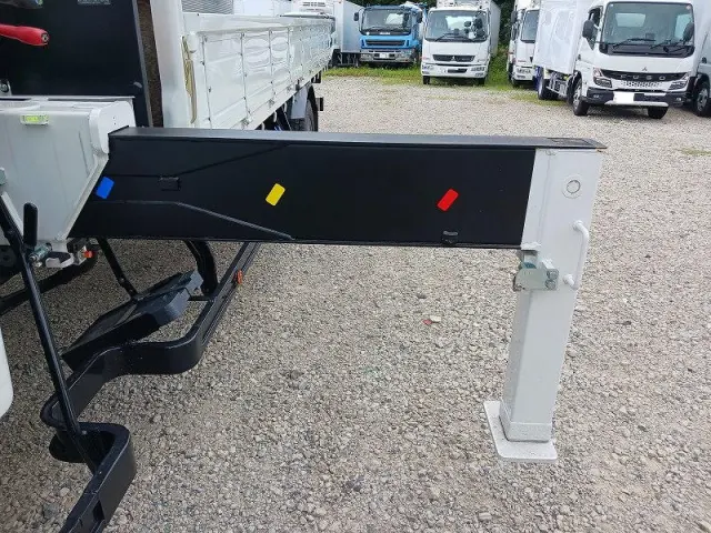 三菱 ファイター 2KG-FK62F(2WD)の写真5