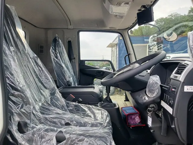 三菱 ファイター 2KG-FK62F(2WD)の写真7