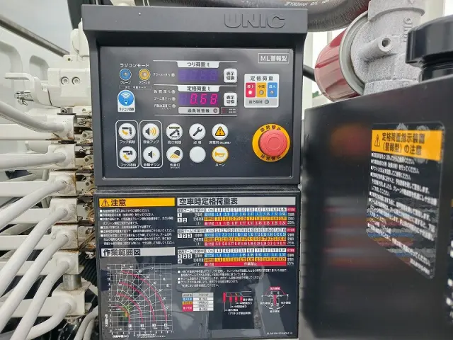 三菱 ファイター 2KG-FK62F(2WD)の写真16