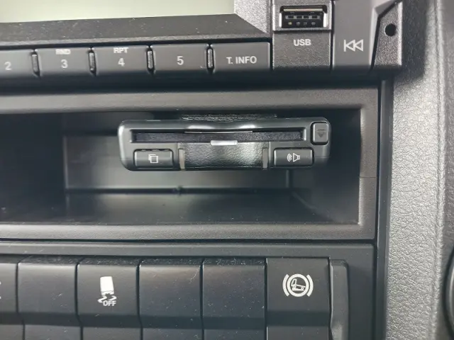 三菱 ファイター 2KG-FK62F(2WD)の写真21