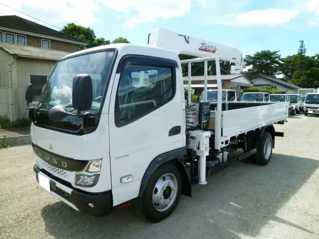 三菱 キャンター 2RG-FEA80(2WD)の写真1