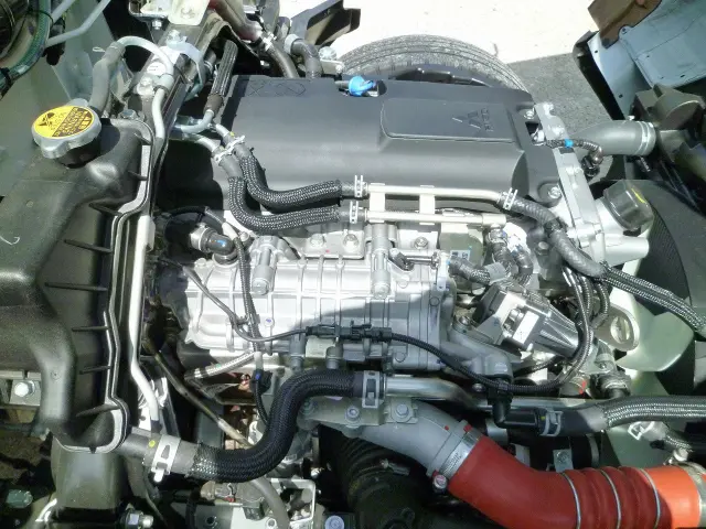 三菱 キャンター 2RG-FEA80(2WD)の写真8