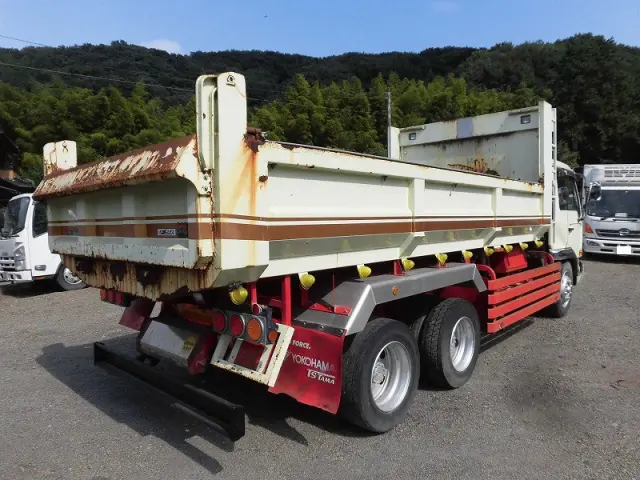 ＵＤ コンドル BDG-PW37C改(6x4)の写真2