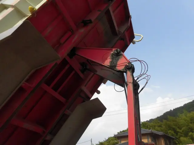 ＵＤ コンドル BDG-PW37C改(6x4)の写真5