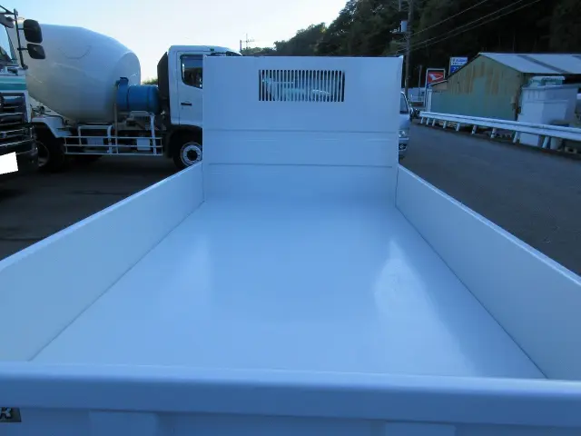 日産 アトラス PB-AKR81AD(2WD)の写真3