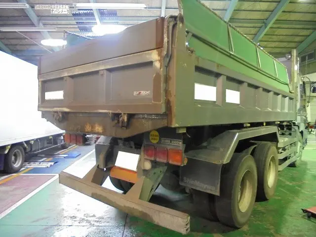 いすゞ ギガ PJ-CXZ51K6(6x4)の写真2