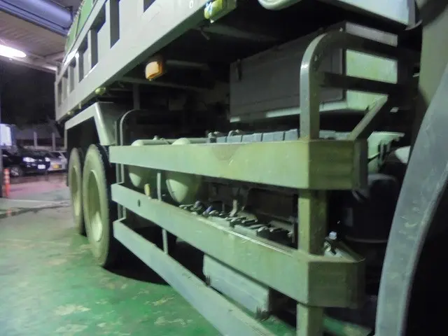 いすゞ ギガ PJ-CXZ51K6(6x4)の写真6