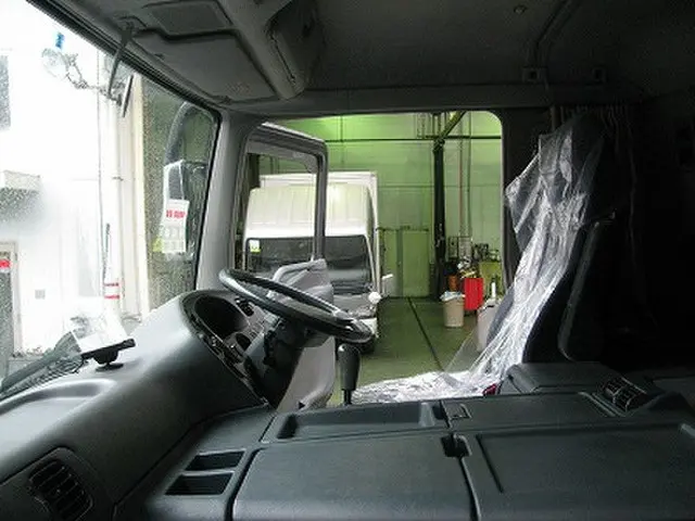 三菱 スーパーグレート KL-FV50JJXD(6x4)の写真8