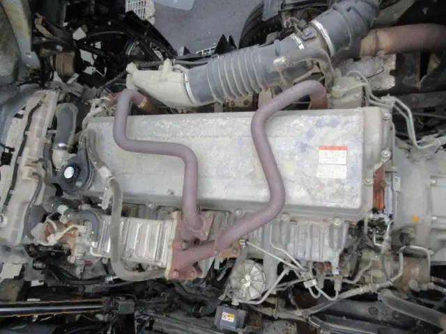 日野 プロフィア QKG-FS1EKAA(6x4)の写真8