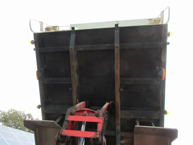 三菱 スーパーグレート QKG-FV50VX(6x4)の写真6