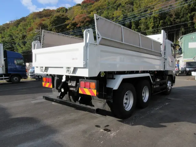 三菱 スーパーグレート QKG-FV50VX(6x4)の写真2