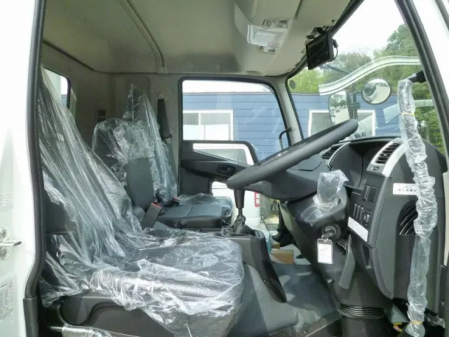 三菱 ファイター 2KG-FK62F(2WD)の写真7