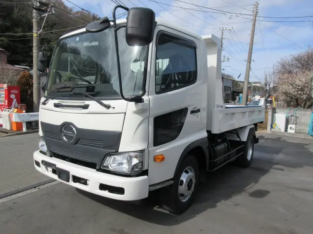 日野 レンジャー 2KG-FC2ABA(2WD)の写真1