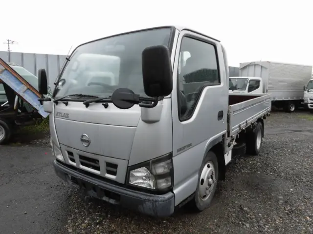 日産 アトラス PB-AKR81A(2WD)の写真1