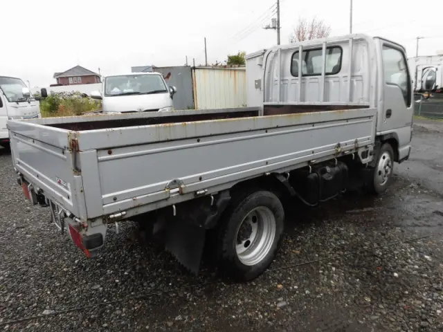 日産 アトラス PB-AKR81A(2WD)の写真2